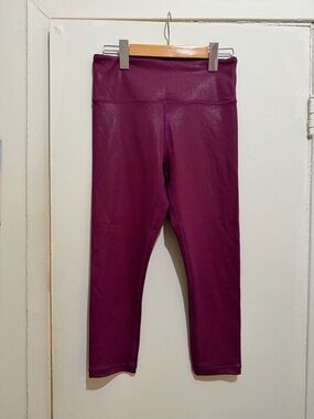 ZYIA Deep Purple Active Capris